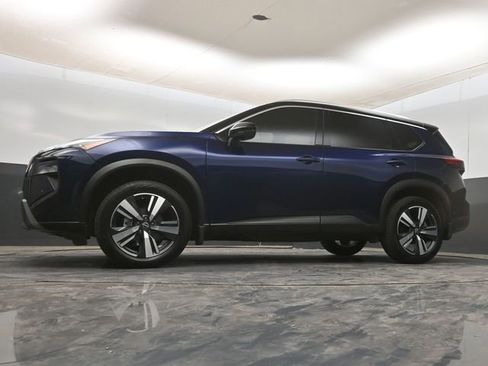 Used 2025 Nissan Rogue SL image 16