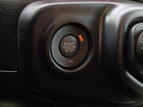 Used 2020 Jeep Wrangler Unlimited Rubicon w/ Dual Top Group AWD/4WD image 20