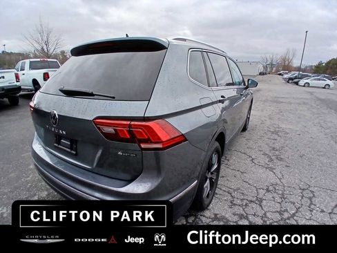 Used 2024 Volkswagen Tiguan SE image 4
