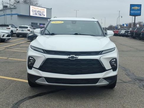 Certified 2023 Chevrolet Blazer LT w/ Convenience Package image 2