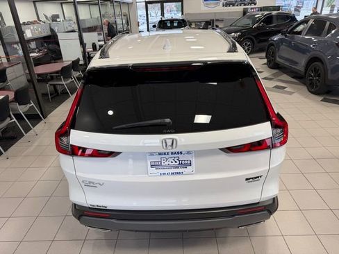 Used 2023 Honda CR-V Sport Touring image 10