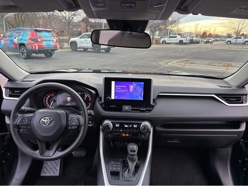 Used 2024 Toyota RAV4 XLE image 4
