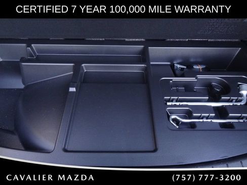 Certified 2025 MAZDA CX-70 3.3 Turbo S w/ Premium Package AWD/4WD image 17