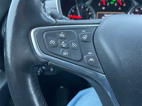 Used 2020 Chevrolet Equinox Premier image 25