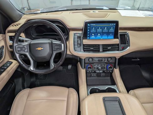 Used 2023 Chevrolet Tahoe Premier AWD/4WD image 19
