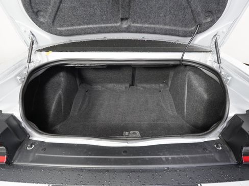 Used 2021 Dodge Challenger R/T Scat Pack image 11