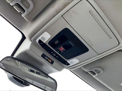 Used 2023 Honda Accord EX image 31