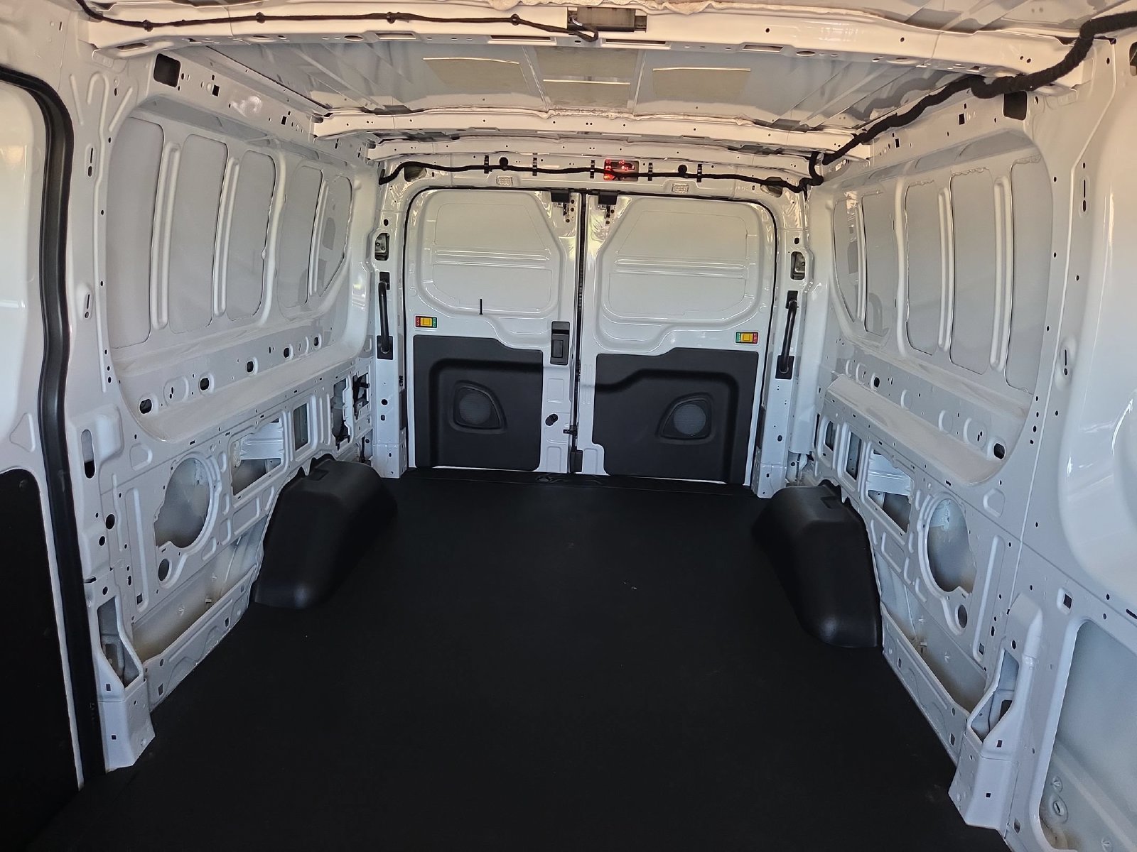 Used 2026 Ford Transit 250 Low Roof w/ Upfitter Package RWD image 23