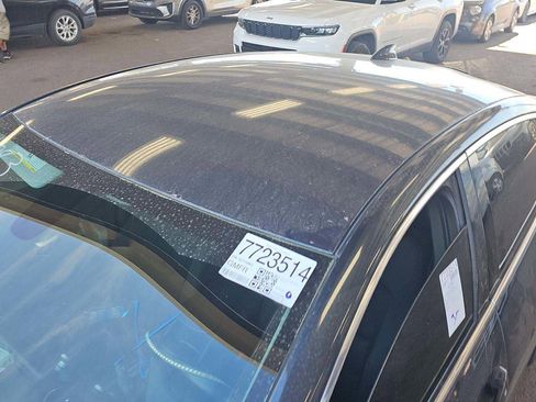 Used 2019 Chevrolet Malibu LT image 24