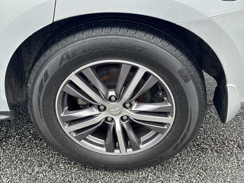 Used 2019 INFINITI QX60 Luxe w/ Essential Package image 19