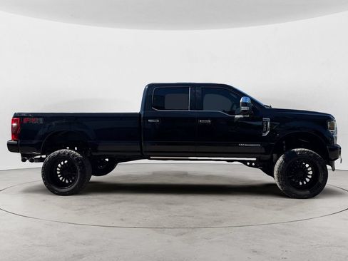 Used 2022 Ford F350 Platinum w/ FX4 Off-Road Package AWD/4WD image 4