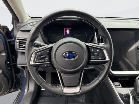 Used 2023 Subaru Outback Premium image 12