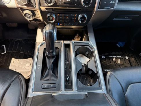 Used 2018 Ford F150 Platinum w/ Equipment Group 701A Luxury AWD/4WD image 12