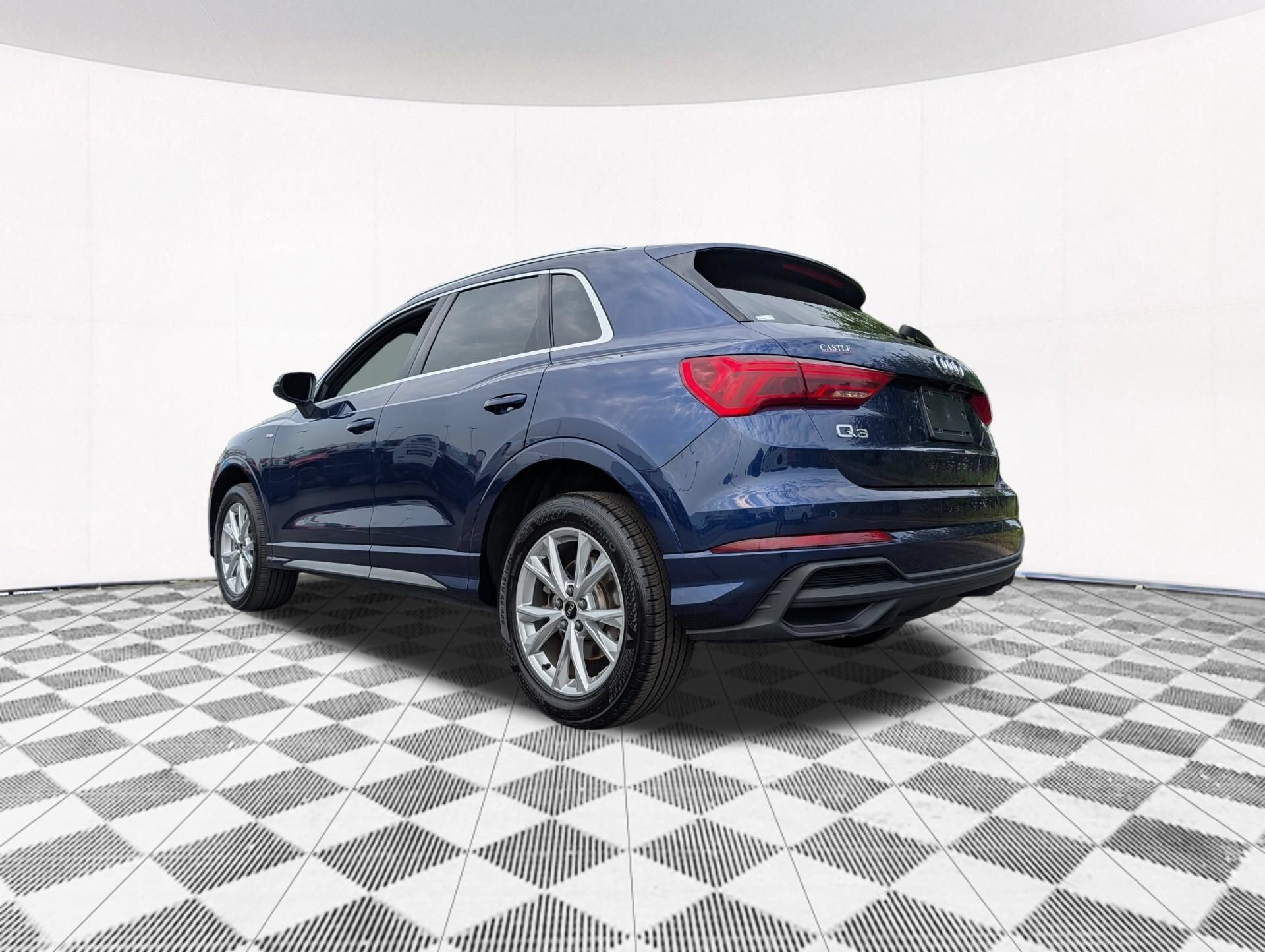 Used 2025 Audi Q3 2.0T Premium AWD/4WD image 10