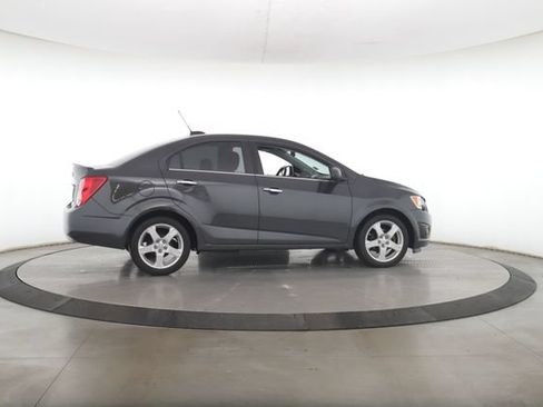 Used 2015 Chevrolet Sonic LTZ FWD image 6