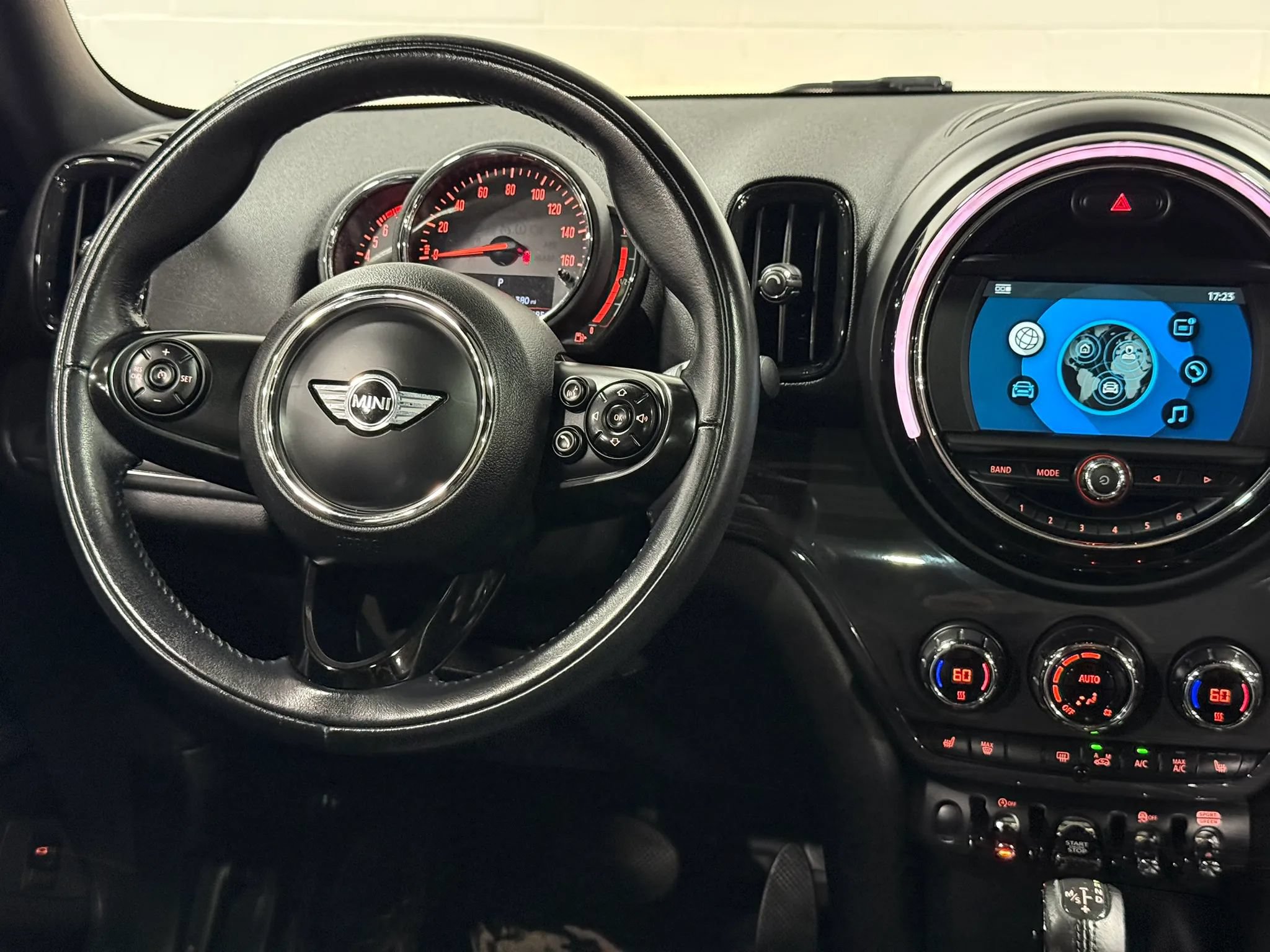 Used 2018 MINI Cooper Countryman ALL4 AWD/4WD image 24
