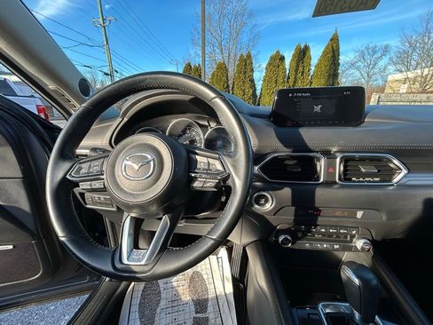 Used 2019 MAZDA CX-5 Touring image 22