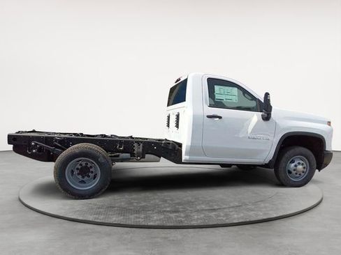 New 2026 Chevrolet Silverado 3500 W/T AWD/4WD image 6