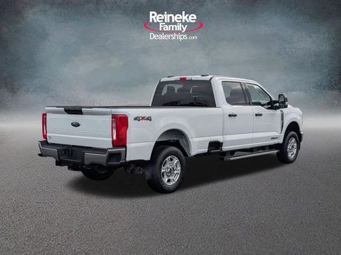 Used 2025 Ford F250 XLT image 5