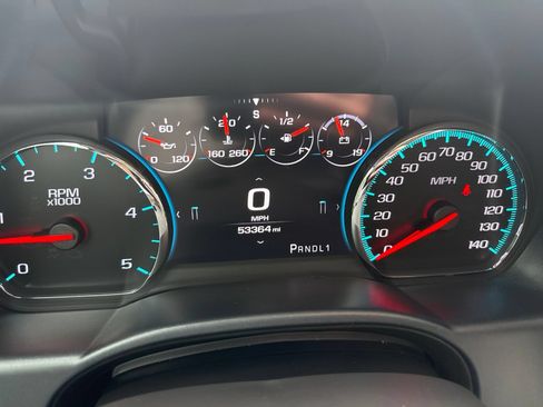 Used 2018 GMC Sierra 2500 Denali w/ Duramax Plus Package AWD/4WD image 4