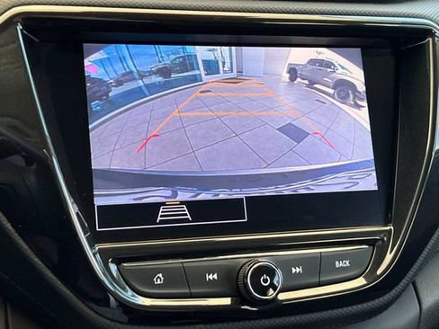 Used 2023 Chevrolet TrailBlazer LT w/ Convenience Package FWD image 25