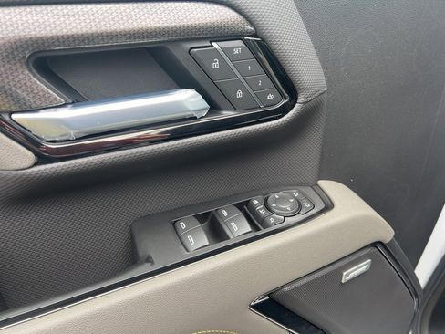 New 2026 Chevrolet Silverado 2500 ZR2 image 15