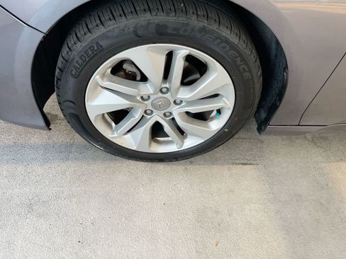 Used 2019 Honda Accord LX image 10
