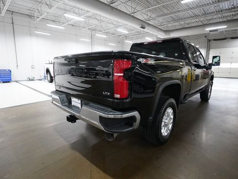 Certified 2024 Chevrolet Silverado 2500 LTZ image 33