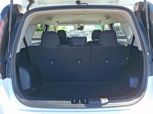 Used 2025 Kia Soul LX w/ LX Technology Package FWD image 28