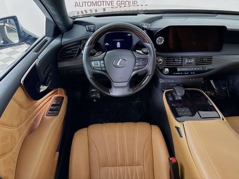Used 2023 Lexus LS 500 AWD w/ Luxury Package image 23