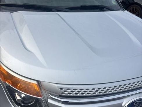 Used 2013 Ford Explorer XLT image 88