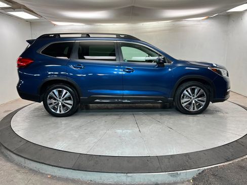 Used 2021 Subaru Ascent Limited image 6