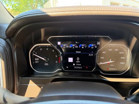 Used 2021 GMC Sierra 1500 Denali AWD/4WD image 16