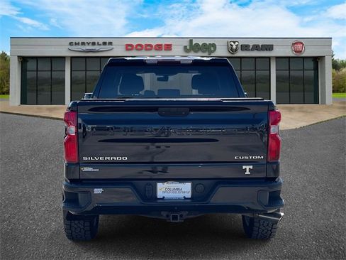Used 2020 Chevrolet Silverado 1500 Custom w/ Custom Value Package image 24