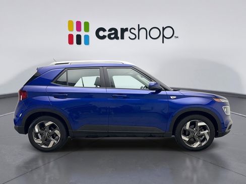 Used 2024 Hyundai Venue Limited FWD image 6