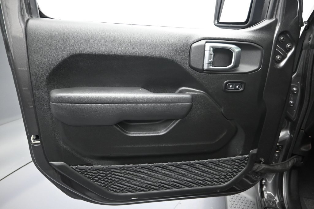 Used 2026 Jeep Wrangler Sport AWD/4WD image 12