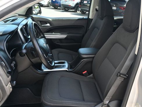 Used 2019 Chevrolet Colorado LT w/ LT Convenience Package image 14