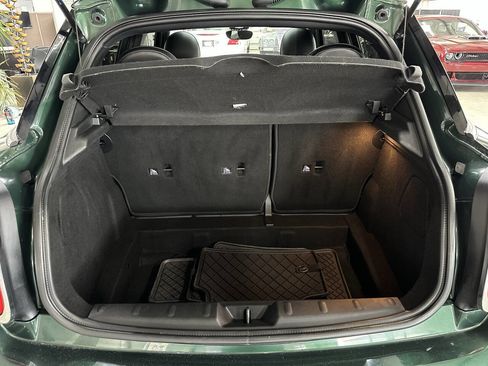Used 2017 MINI Cooper 4-Door Hardtop image 8