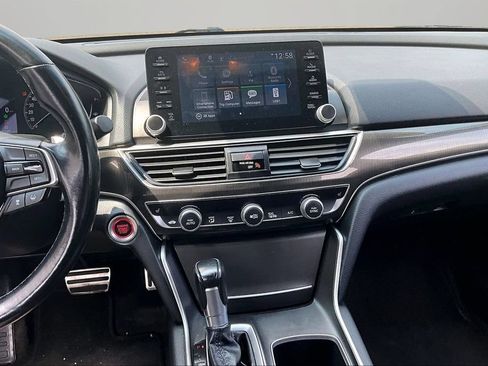 Used 2020 Honda Accord Sport image 9