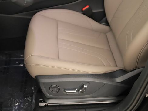 New 2026 Audi Q3 quattro 2.0T AWD/4WD image 24