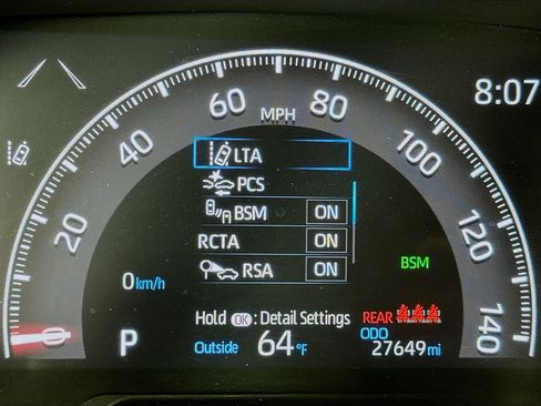 Used 2025 Toyota RAV4 XLE image 19