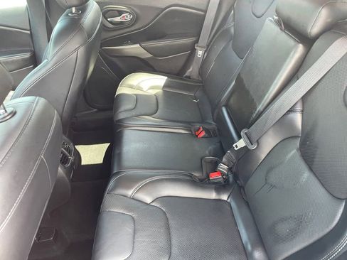 Used 2020 Jeep Cherokee Limited AWD/4WD image 21