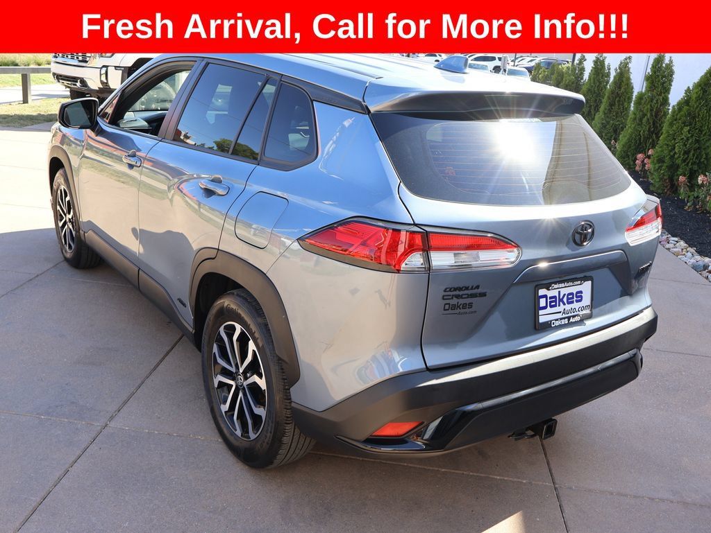 Used 2024 Toyota Corolla Cross AWD Hybrid image 6