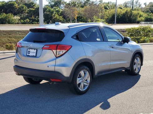 Used 2019 Honda HR-V EX image 4