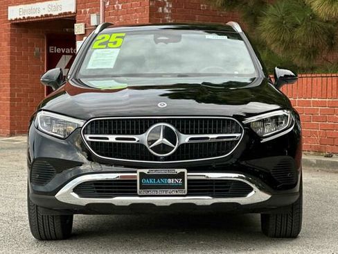 Certified 2025 Mercedes-Benz GLC 300 GLC 300 image 9