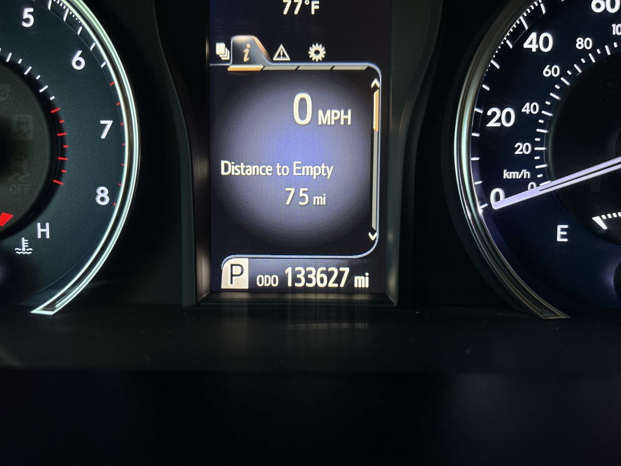 Used 2017 Toyota Camry LE FWD image 15