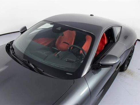 Certified 2024 Ferrari Roma image 31