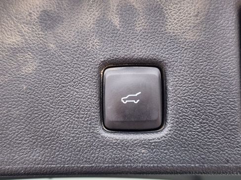 Used 2022 Ford Escape Titanium w/ Titanium Elite Package FWD image 13