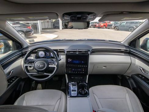 Certified 2022 Hyundai Tucson Limited w/ Cargo Package image 18