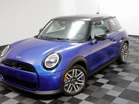 New 2026 MINI Cooper 2-Door Hardtop FWD image 2